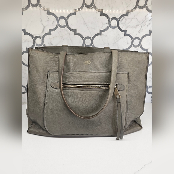 022. Vince Camuto Gray/Green Elvan Tote - Picture 2 of 12